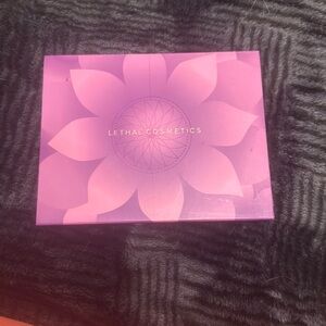 Lethal cosmetics wild flower Palette